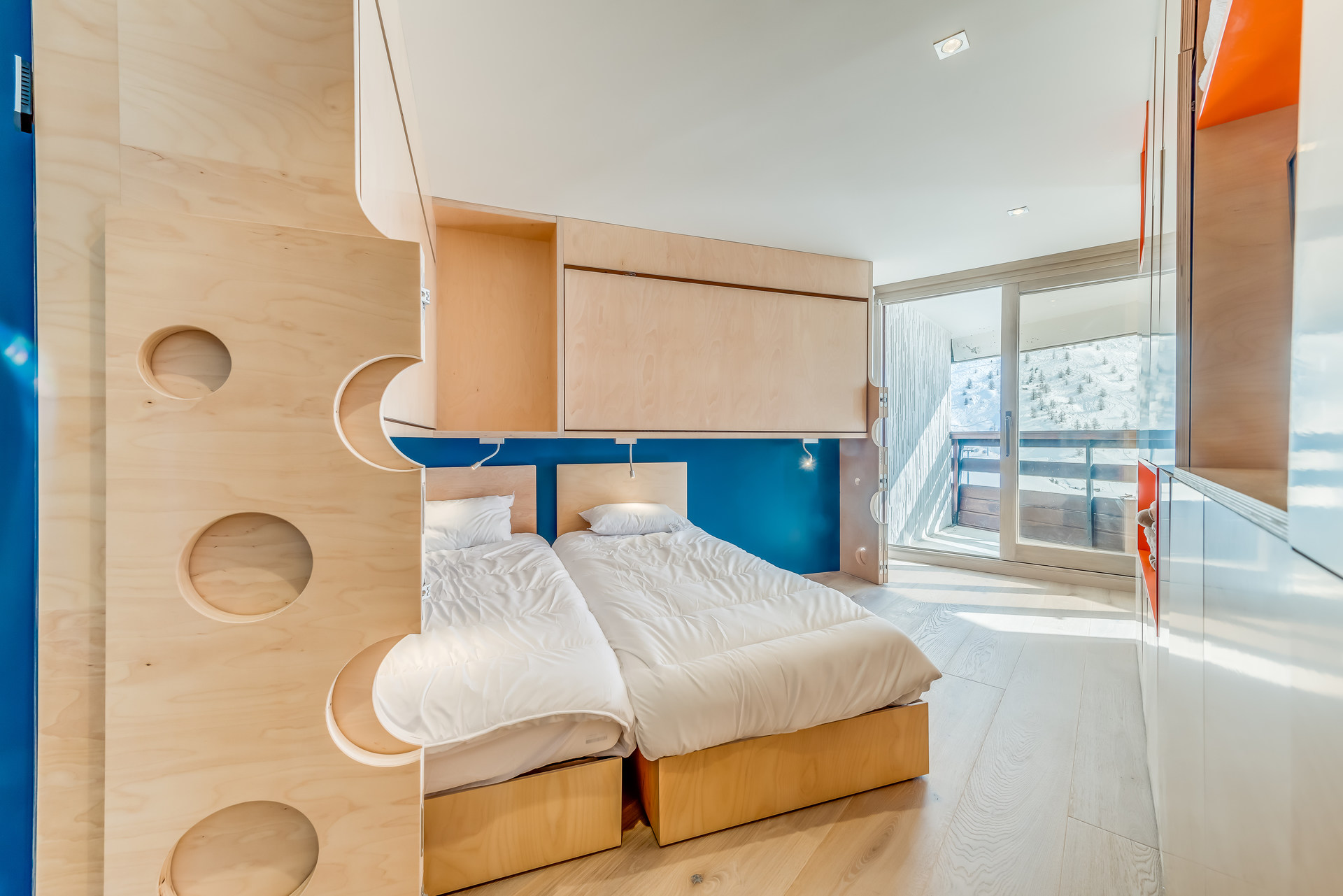 RBPALAF1103_10 Thumb