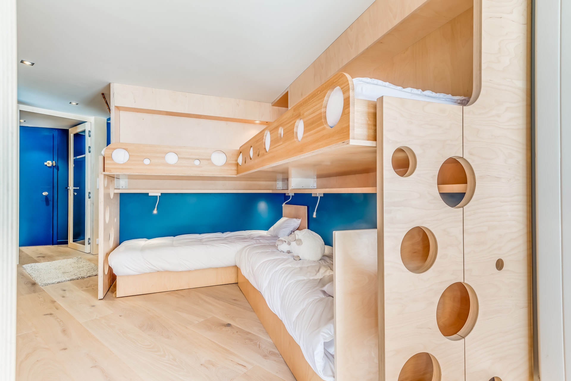 RBPALAF1103_11 Thumb